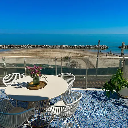 Terrazza Bonjillas Lejlighed Fano